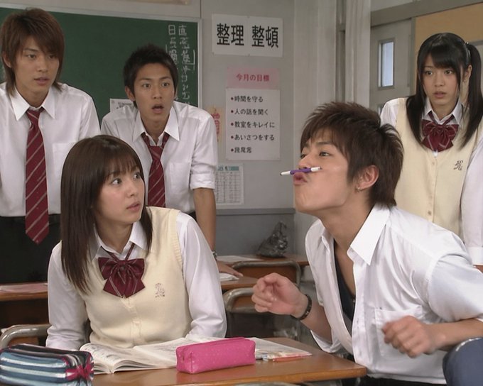 Y2K Japanese School Comedy Scene